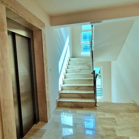 Apartment Bjanka Budva